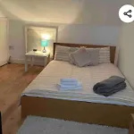 Guest House quarto Individual cama box solteiro ! Finsbury Park